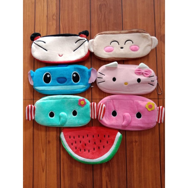 

tempat pensil karakter