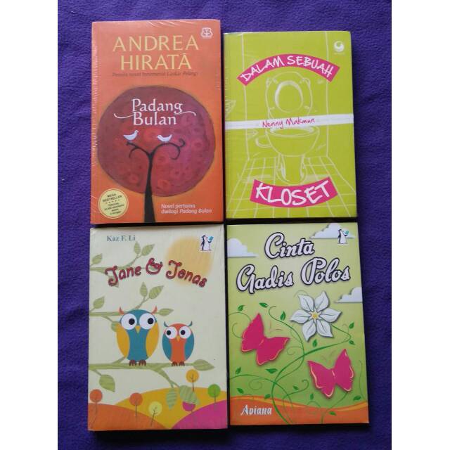 Paket 4 Novel (Padang Bulan dan lainnya)