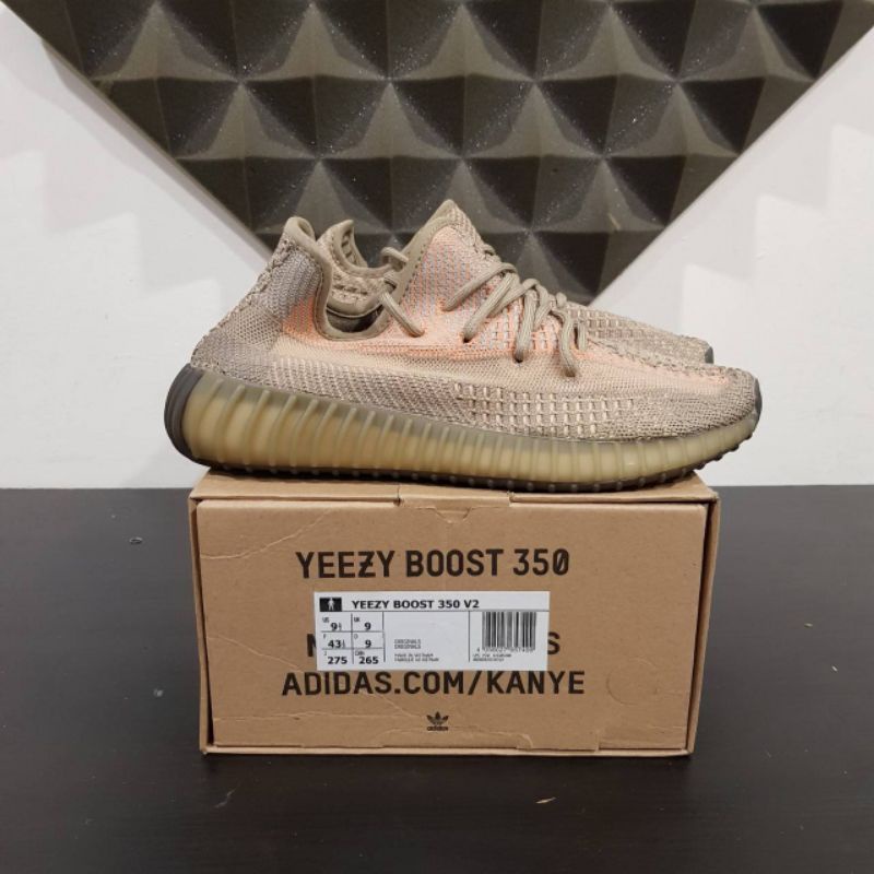 Sepatu Sneakers Adidas Yeazy Boost 350 V2 Sand Taupe