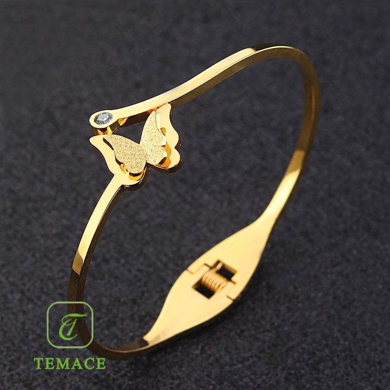 Gelang Titanium Berlapis Emas Kubus Wanita Anti Karat dan tidak luntur Perhiasan Korea