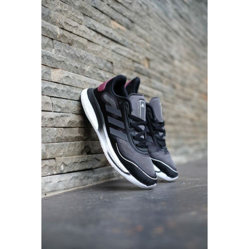 Adidas  Supernova boost Plus black Grey white
