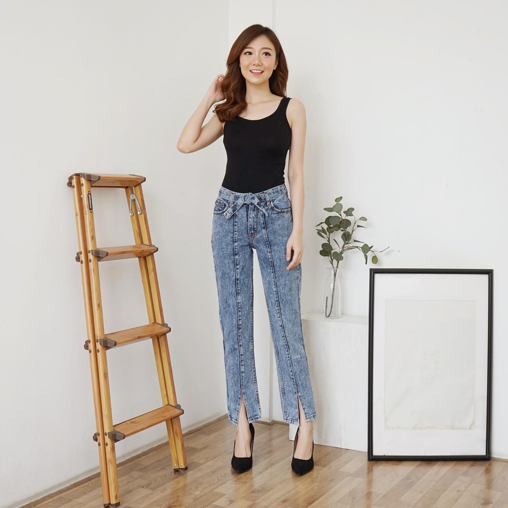 FWR - CITA BOYFRIEND JEANS CUT FREE BELT