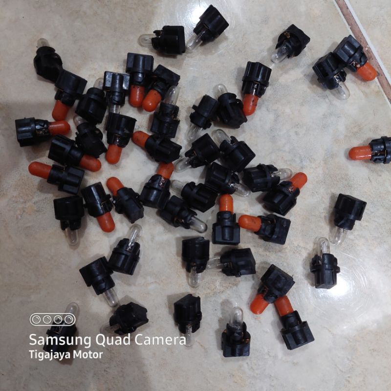 bohlam lampu dasbor panel ac mobil universal tigajaya motor