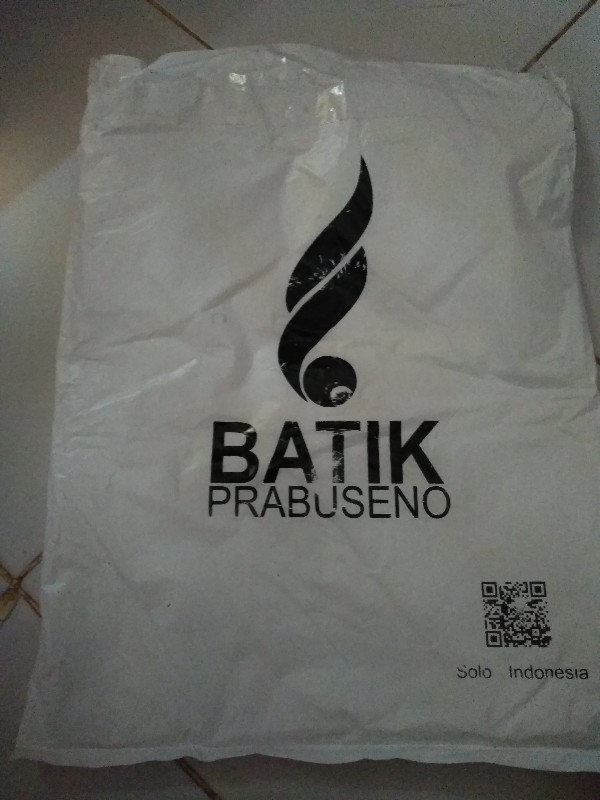 Kemeja Batik Pria Lengan Panjang Dobby Peksi