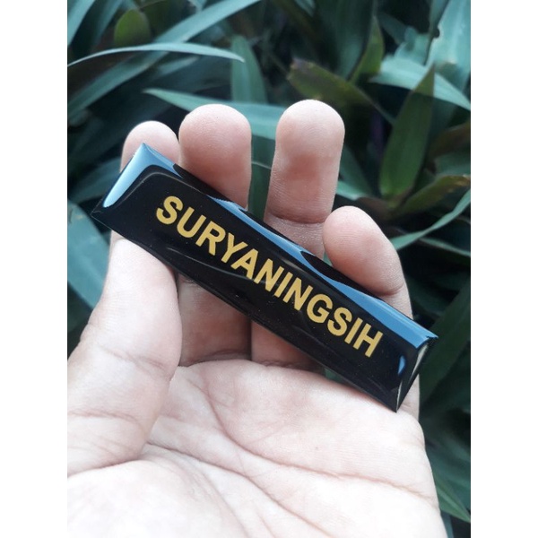 Nametag/nama dada magnet/name tag/nama dada/nametag magnet/nametag peniti resin-GOLD HITAM