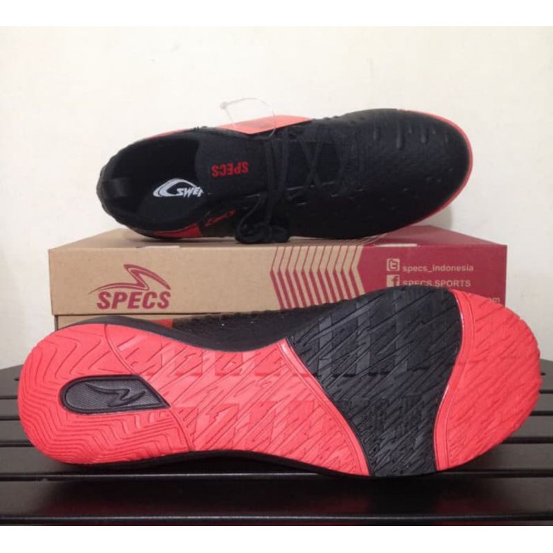 sepatu futsal specs swervo thunderbolt 19 in