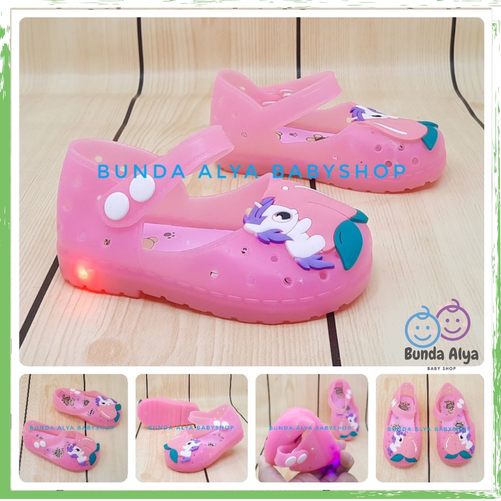 Sepatu Anak Perempuan Jelly LED Usia 6 Sampai 12 Bulan PINK Sepatu Anak Cewek Motif Kuda Pony Lucu Sepatu Karet Elastis Bisa Menyala Size 18-23