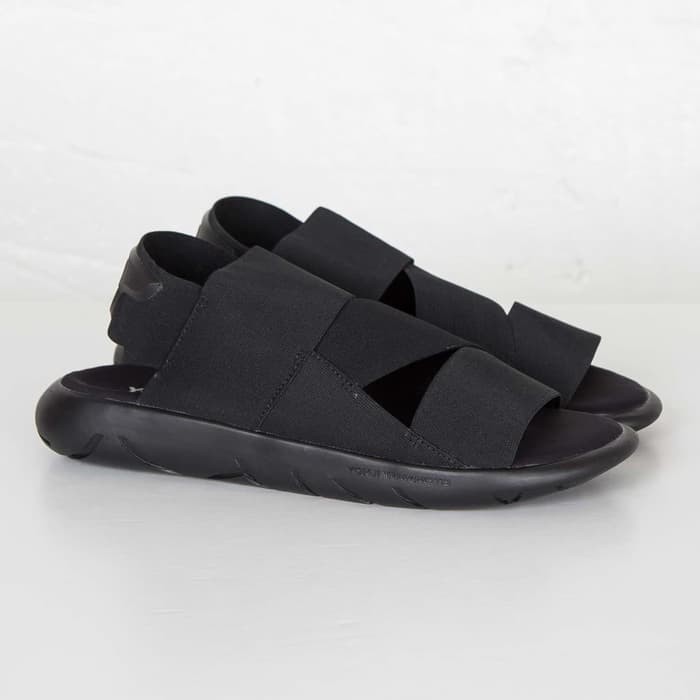 y3 qasa sandal