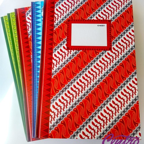 

Buku Hardcover Folio isi 100 OKEY