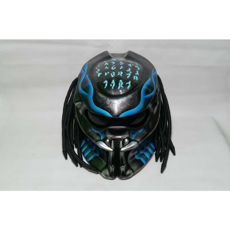helm predator
