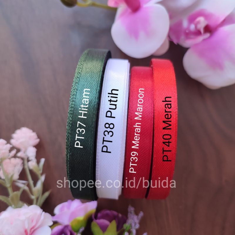 Pita Satin Lebar 1cm Ribbon Gift Kotak Kado Dekorasi Kemasan Kue Hampers Plastik Packaging Buket Bunga Balon Parcel hadiah bingkisan merah kuning hijau ungu pink hitam biru tosca lilac