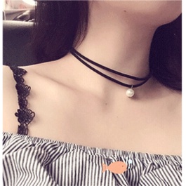 AC063 Kalung Leontine Hitam Pearl Karet Korea Necklace