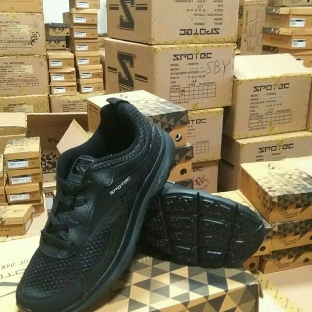 Sepatu spotec romans black