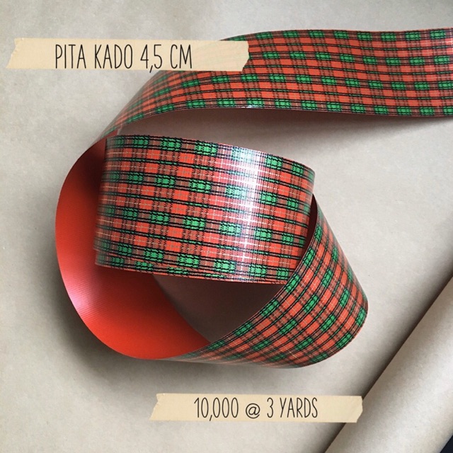 

PITA KADO Christmas | Motif Kotak 4,5 CM