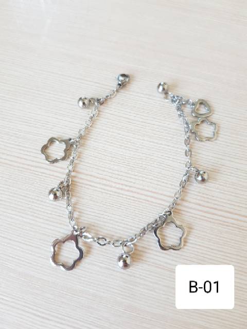 SET Gelang Tangan Kaki Bunga Titanium Silver Antikarat selamanya