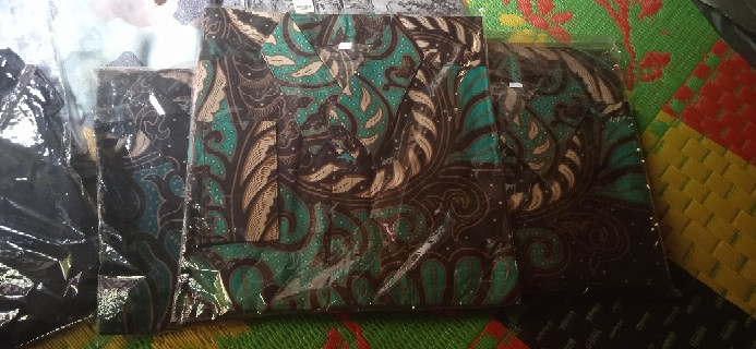 Batik Couple Keluarga Sania Ruffle Ori Ndoro Jowi Dnt Motif Semut Hitam