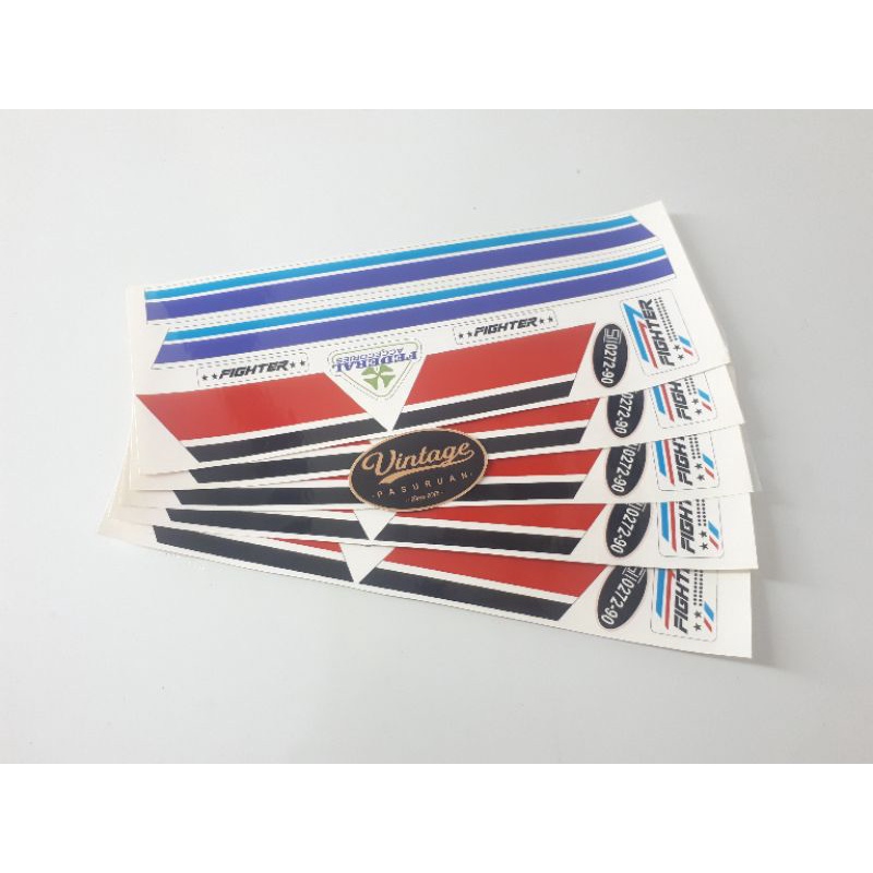 Striping stiker helm honda fighter list biru