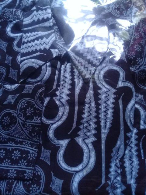 Ajisaka Parang Lawasan Kemeja Batik Pria Katun Sragenan Full Furing