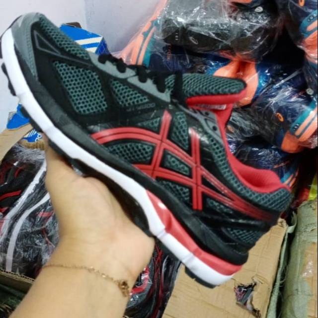 ASICS GEL GT 2000 | GT-2000