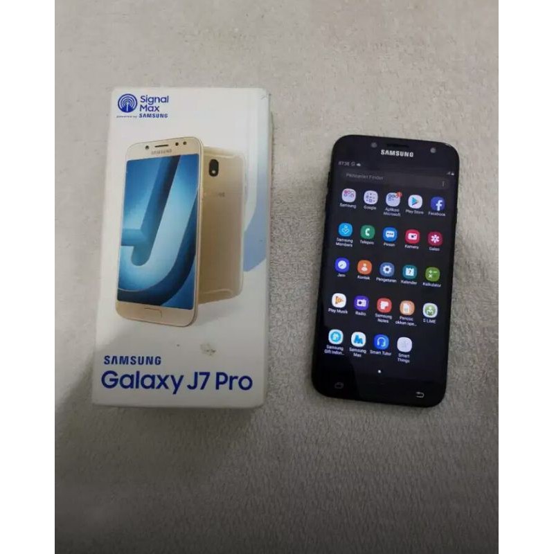 Samsung Galaxy J7 Pro Second 3/32GB Mulus Fullset