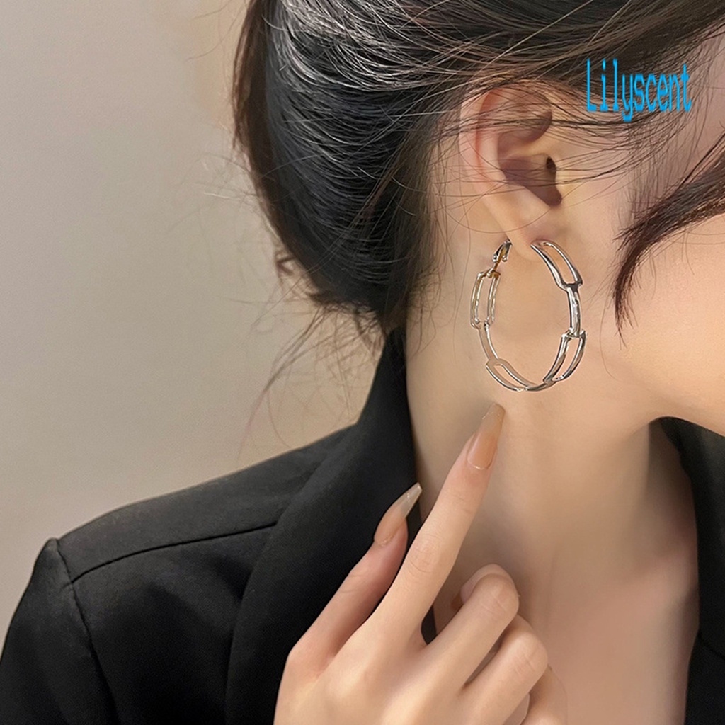 Ls 1 Pasang Anting Bulat Hollow Gaya Korea Untuk Wanita