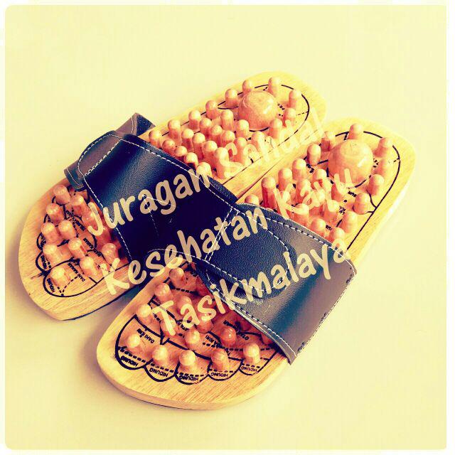 Sandal Kesehatan Kayu Jepit Sendal Slop Alas Kaki  Rematik Akupuntur Terapi Cucuk Refleksi Hasbina-Kayu Slop Hitam