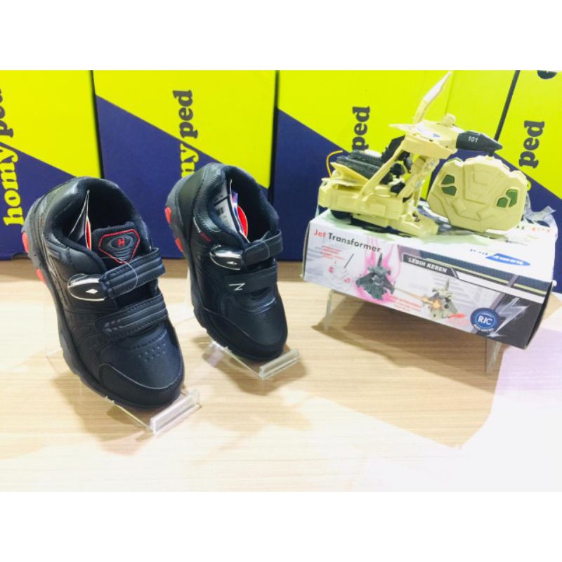 sale sepatu sekolah homyped