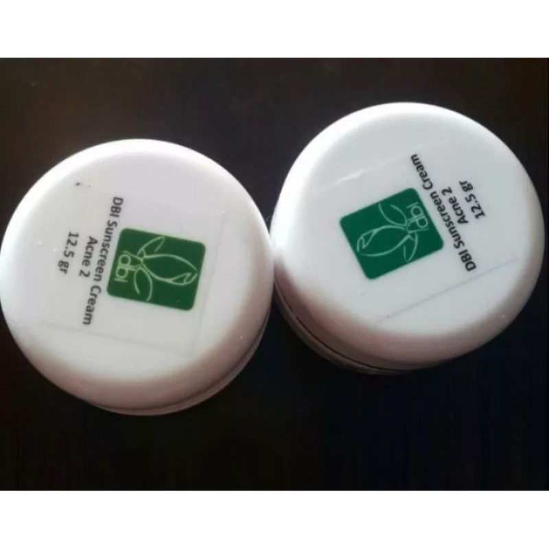 sunscreen acne DBI