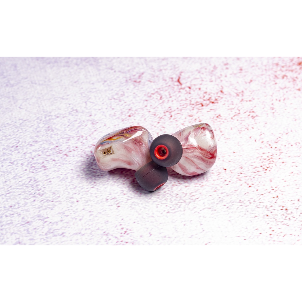 Shozy Rouge 1dd + 2ba Earphone In Ear Hybrid Driver Dengan Kabel 2pin 0.78