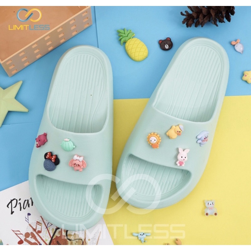 Zerolimit - Sandal Slipper Wanita Karakter Lucu Sandal Jelly Wanita Anti Air Sendal Rumah Slip On Cewek Bagus