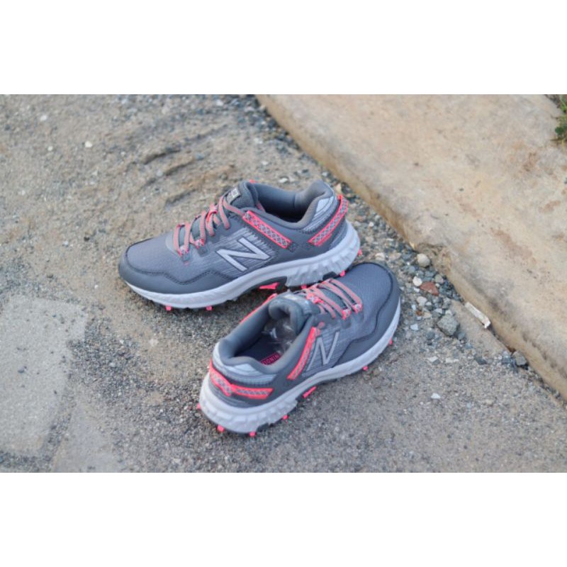 2 PILIHAN ORIGINAL NEW BALANCE 410 V6 TRAIL