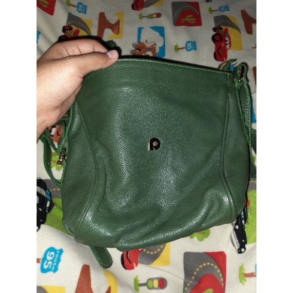 papillon preloved mulus like new