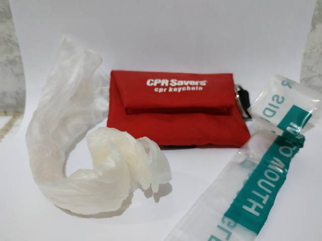 CPR SAVERS CPR KEYCHAIN CPR MASK MOUTH TO MOUTH