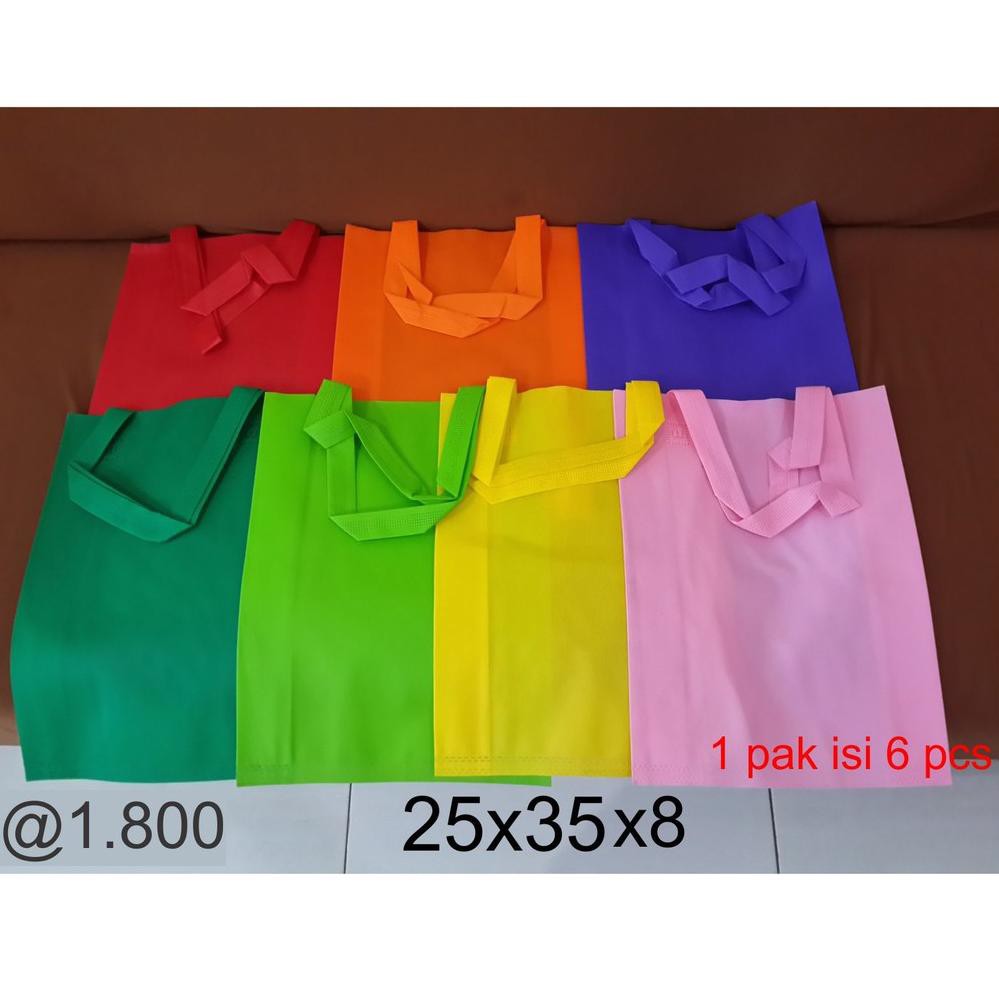 

Goodie bag / Tas spunbond lipat samping 25 x35