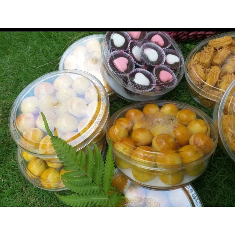 

KUE LEBARAN NASTAR LUMER LEMBUT MURAH 250 GRAM//400 GRAM/500 GRAM MURAH SELAI FULL DIJAMIN ENAK