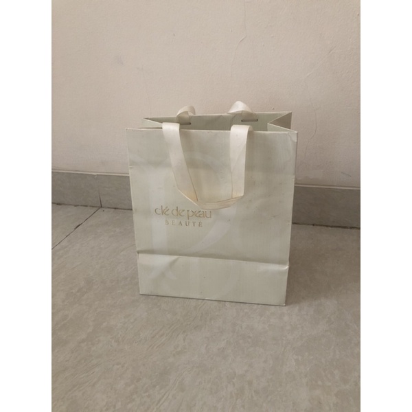 

Paper bag Cle de Peau Beaute original authentic