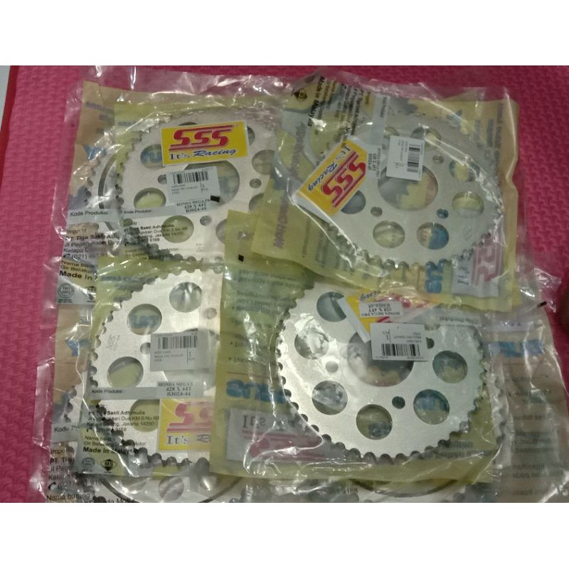 Gir set SSS full Sss Verza 150 Cb 150r CBR 150r 4 lobang