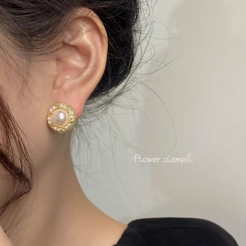 Retro Mutiara Klip Telinga Anting Berlian Wanita2023Baru Trendi Telinga Aksesoris fashion earrings