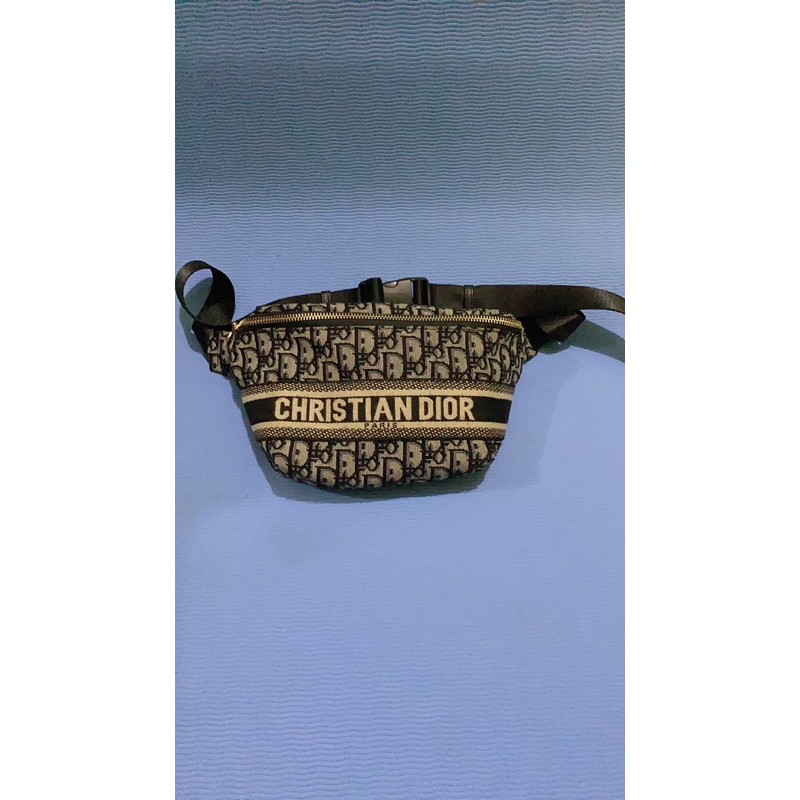 Tas Pinggang WB Dior