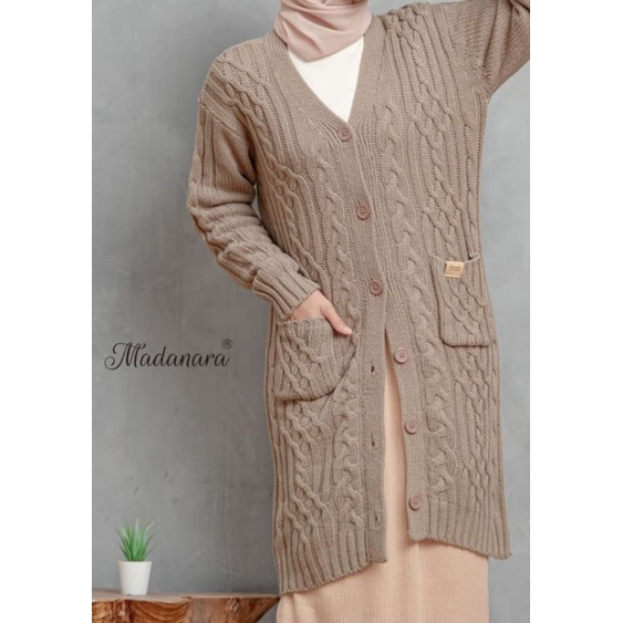 LONG CABLE CARDI by Madanara