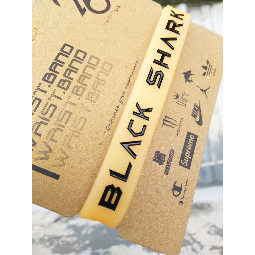 BLACK SHARK BRACELET GELANG KARET PRIA GAME SPORT S-ORANGE GLOW IN DARK