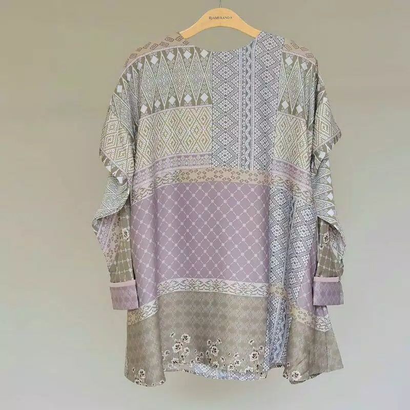 RIA MIRANDA Kinali Top NEW