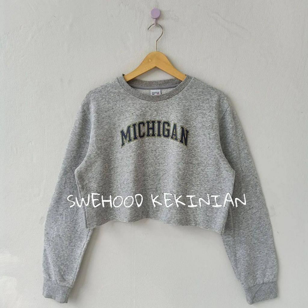 MICHIGAN CROP PREMIUM Sweatshirt Crewneck Sweater Crope Wanita Kekinian Fashion Outfit Ootd Korean Style Sweter Krunek Cewek Remaja Suiter Crewnek Cewe Bahan Flecee LD 110 PB 45