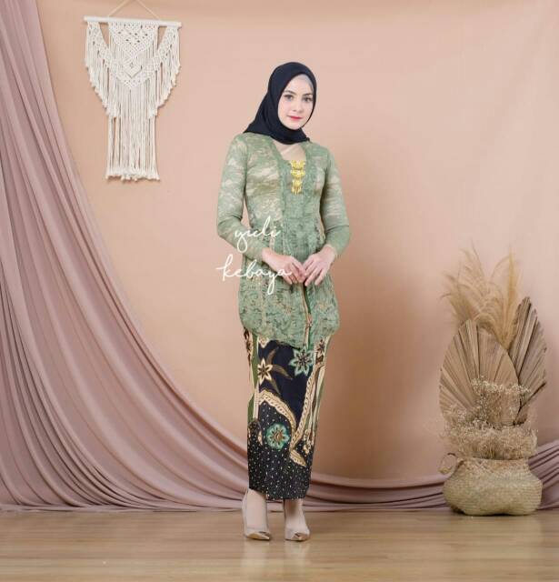 Kebaya Longlace Kutubaru For Hijab