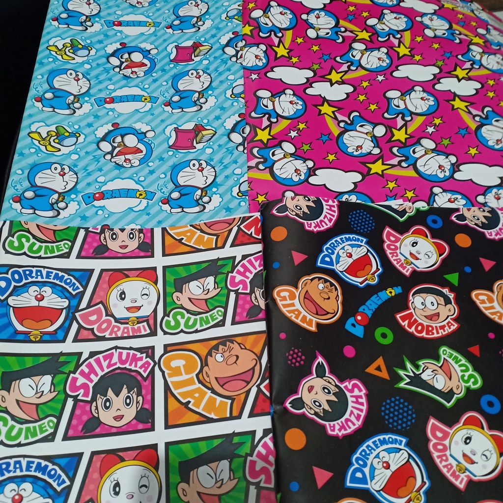 

Kertas Bungkus Kado Corak Motif Doraemon Lembaran