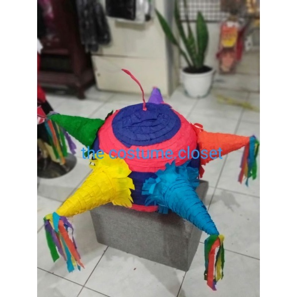 pinata antariksa