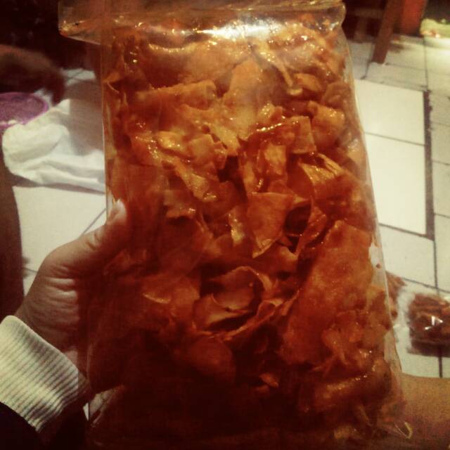 

Keripik singkong balado pedas manis
