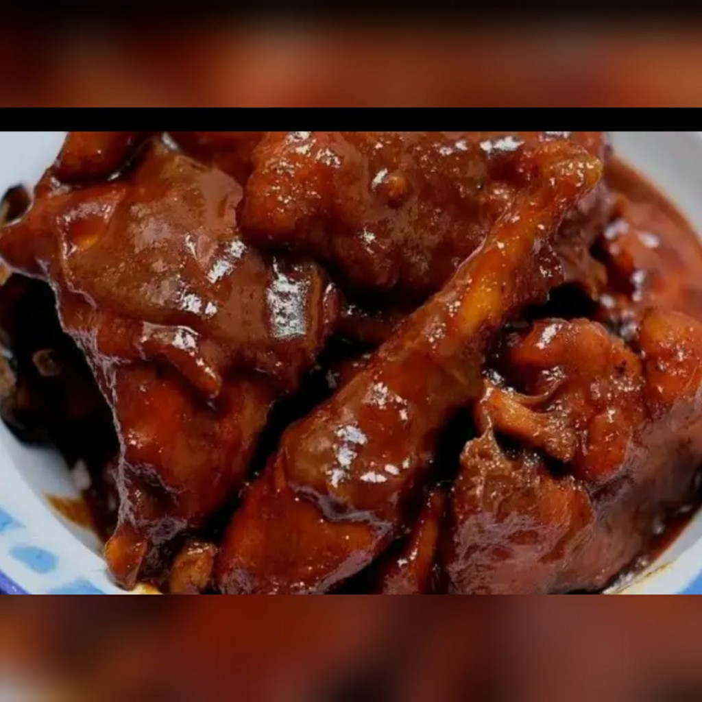 

Ayam Semur Khas Sumatera 1 ekor