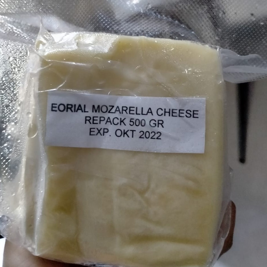 Keju Eurial Mozarella Cheese Rep 500gr - Gosend/Grab Only!!