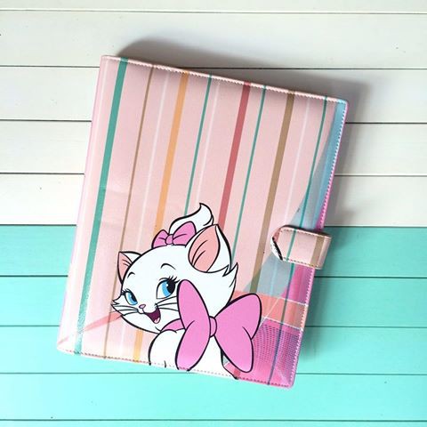 

Binder Cat Kucing Marie